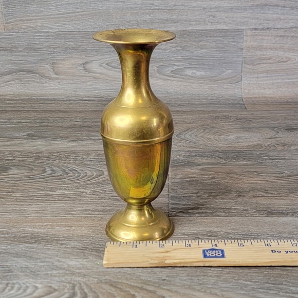 Vintage Brass Vase Small Gold Toned Indie Boho Metal Brass Flower Floral Small 8 - Picture 6 of 7